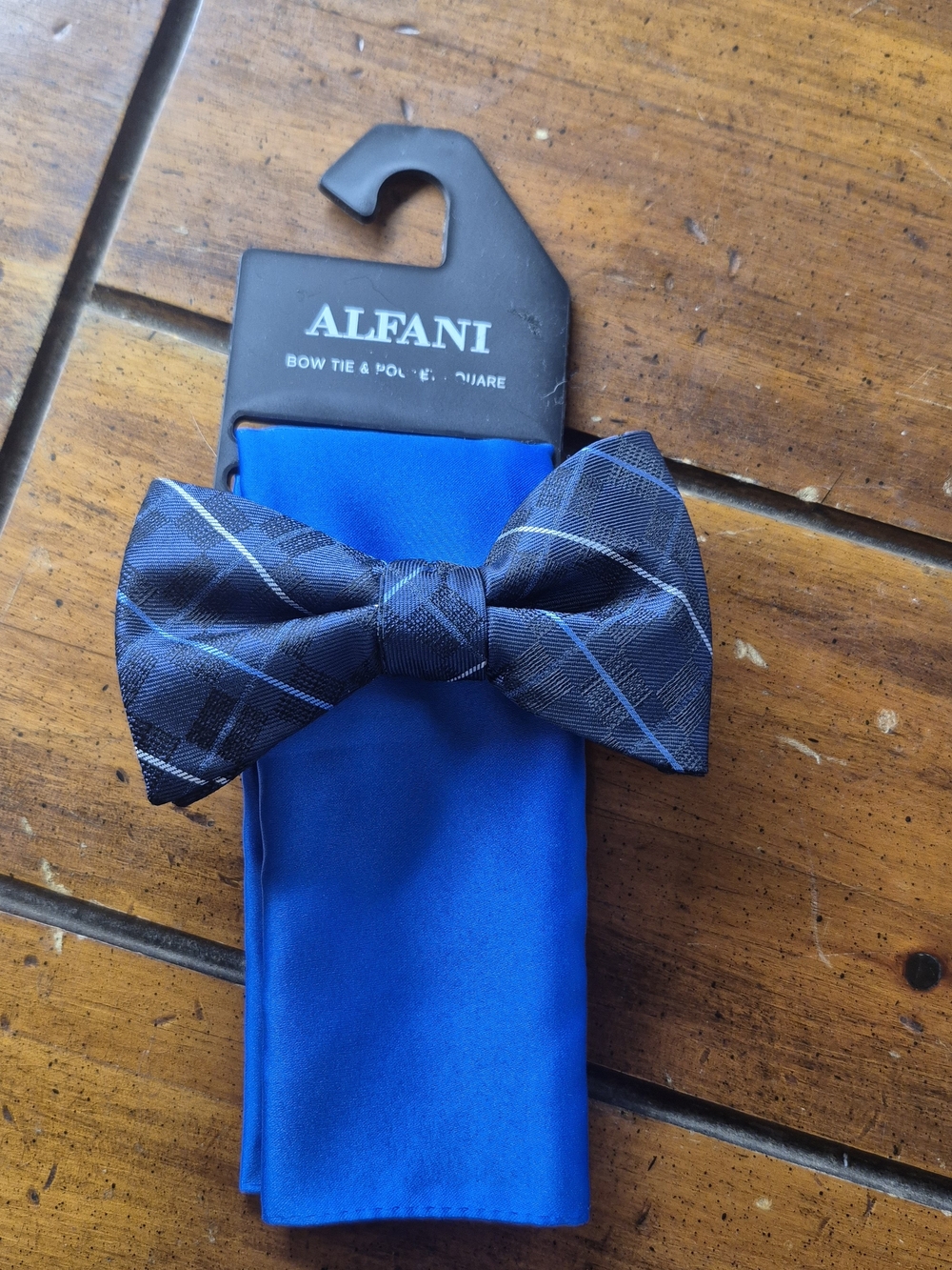 Alfani Navy Plaid Bow Tie with Bright Blue Pocket Square